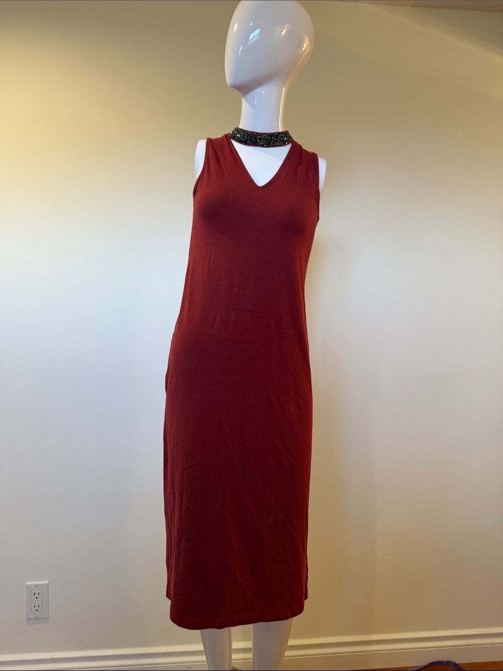 Chemistry Red Jeweled Neckline Sleeveless Midi Dress XS